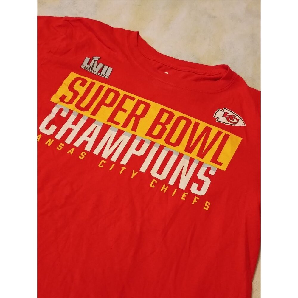 NFL Kansas City Chiefs Super Bowl LVII Champions Shirt Medium